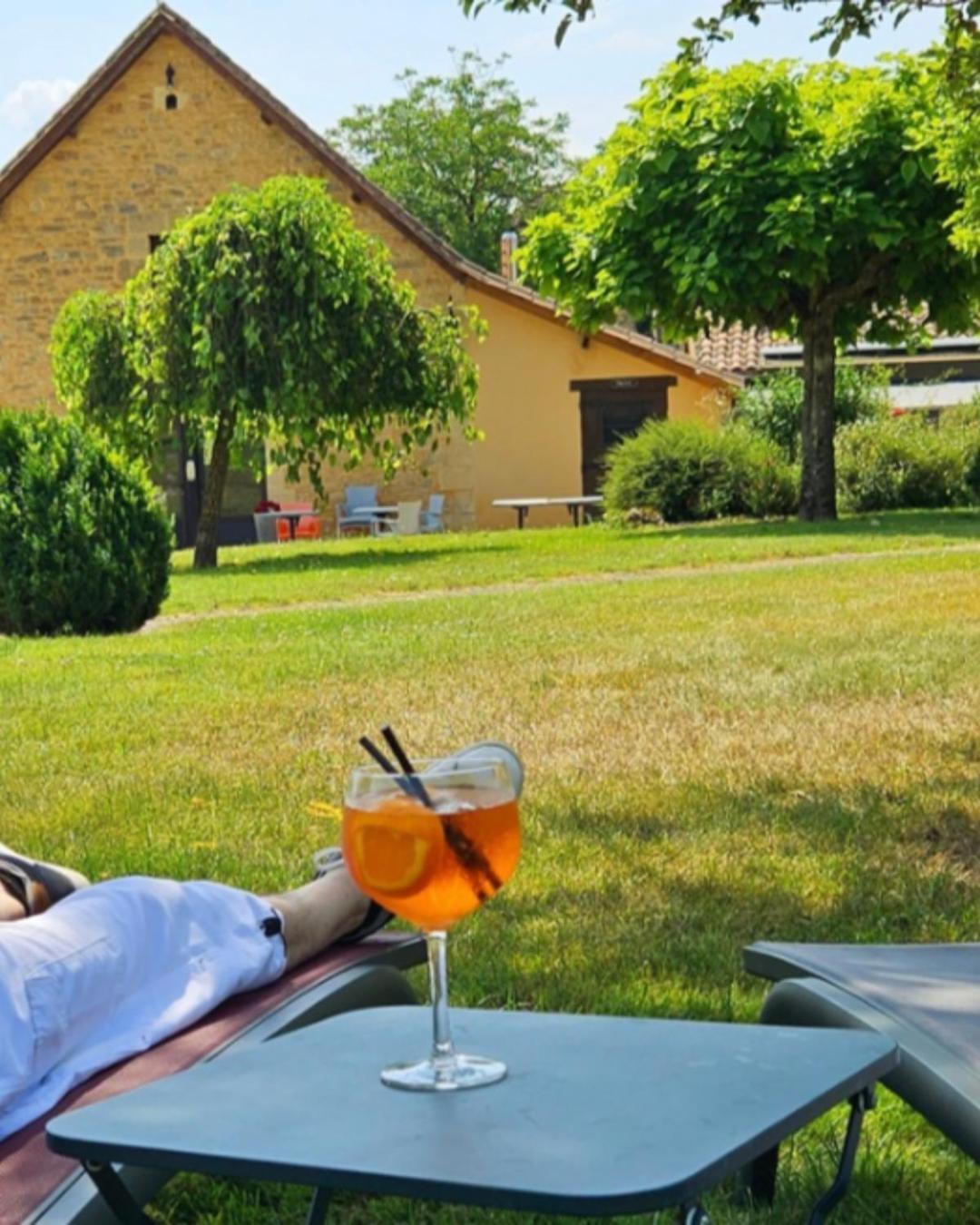 Domaine De La Rhonie Hotel Meyrals Ngoại thất bức ảnh