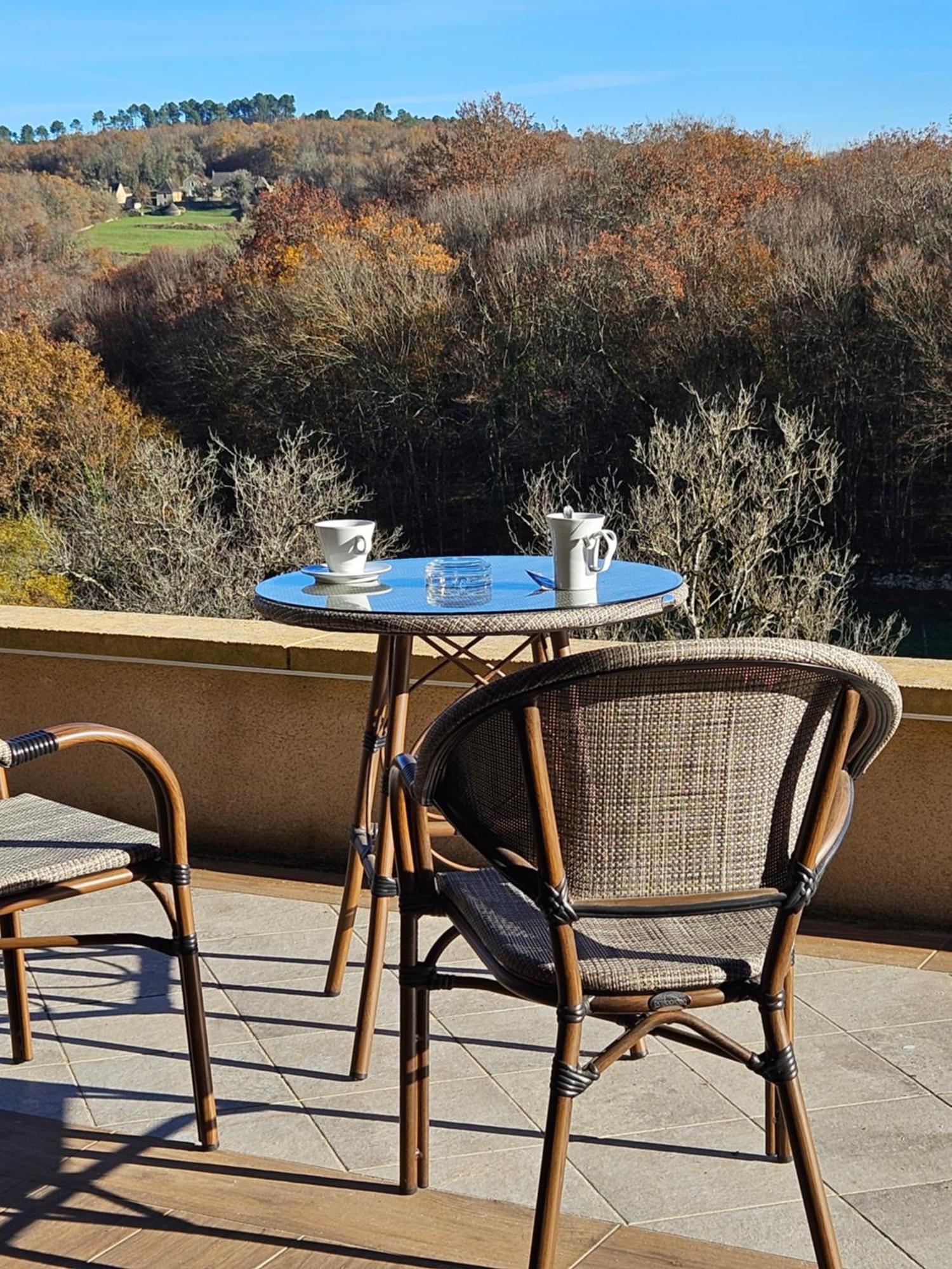 Domaine De La Rhonie Hotel Meyrals Ngoại thất bức ảnh