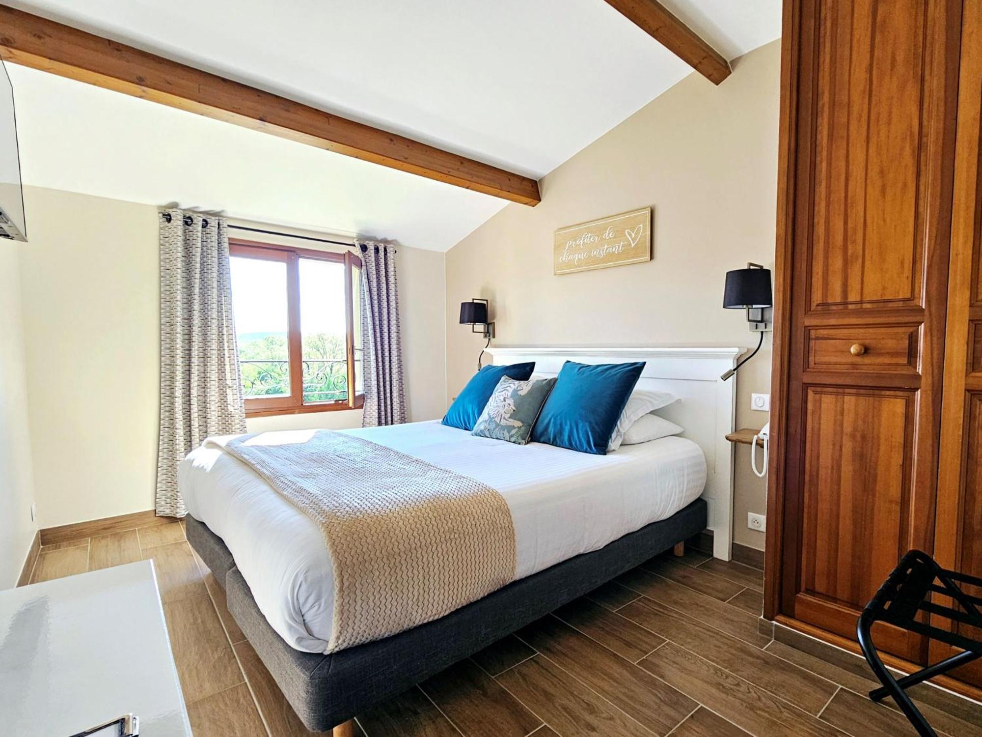Domaine De La Rhonie Hotel Meyrals Ngoại thất bức ảnh