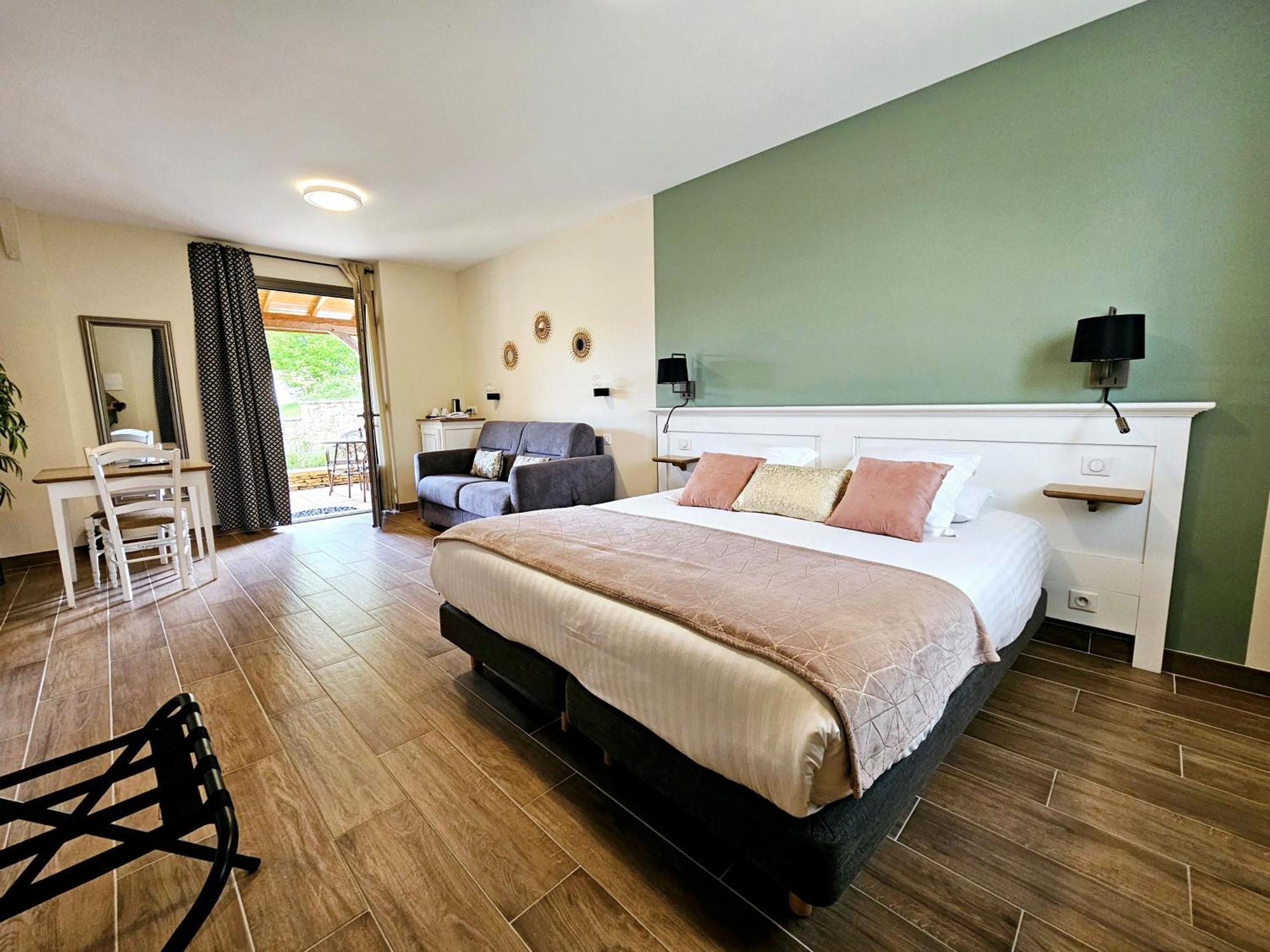Domaine De La Rhonie Hotel Meyrals Ngoại thất bức ảnh